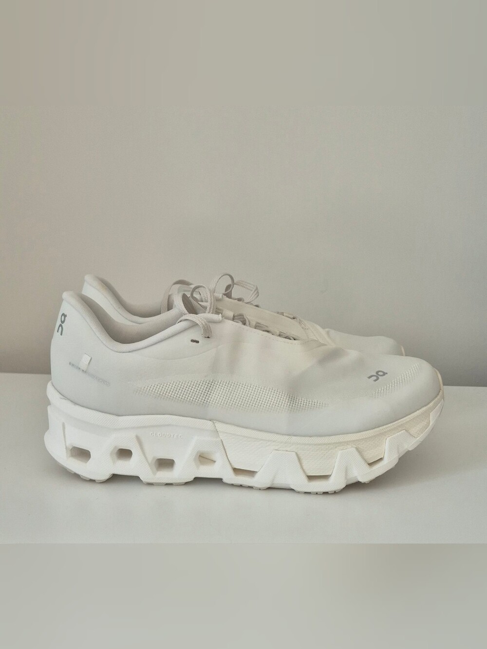 Mens ON Running Shoes - Cloudmonster Hyper PAF - Size 9